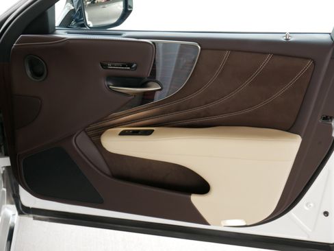 Used 2019 Lexus LS 500 AWD w/ Interior Upgrade Package image 12