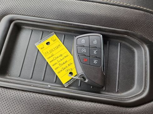 Used 2023 Chevrolet Suburban Premier image 44