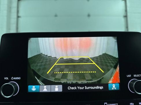 Used 2025 Honda Civic Sport image 27