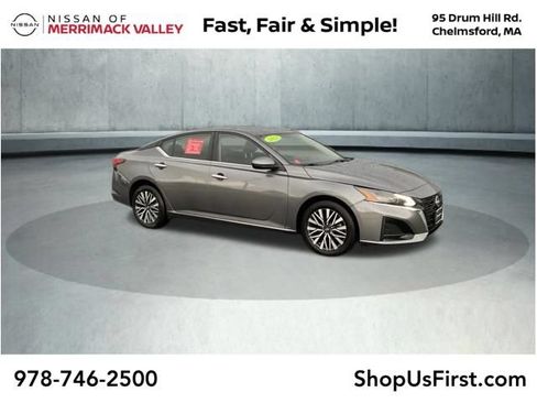 Certified 2023 Nissan Altima 2.5 SV w/ SV Premium Package AWD/4WD image 1