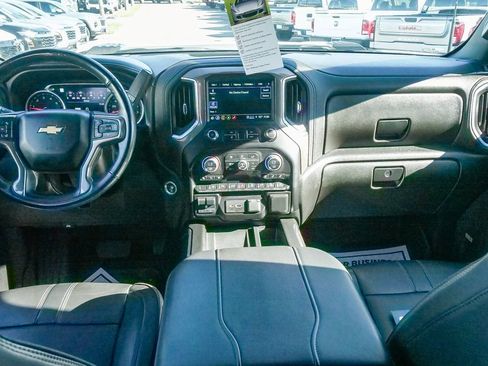 Used 2023 Chevrolet Silverado 2500 High Country w/ Safety Package II image 11