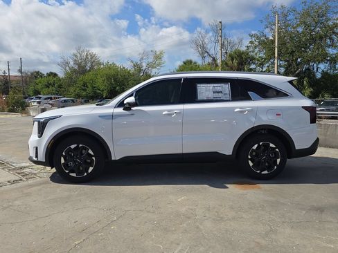 New 2026 Kia Sorento S w/ S Panoramic Sunroof Package FWD image 5