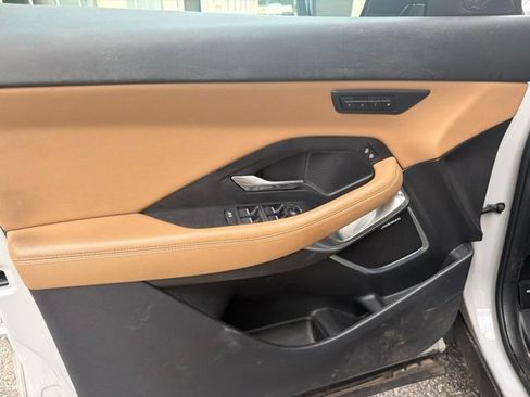 Used 2022 Jaguar E-PACE AWD/4WD image 9