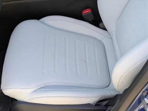 New 2026 Mercedes-Benz C 300 4MATIC Sedan image 4