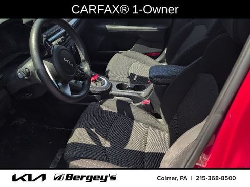 Used 2022 Kia Forte LXS FWD image 3