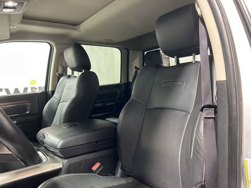 Used 2017 RAM 2500 Laramie w/ Sport Appearance Group image 27