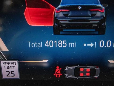 Used 2024 BMW M440i Coupe w/ Premium Package image 21