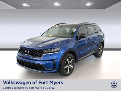 Used 2023 Kia Sorento S w/ Panoramic Sunroof Package