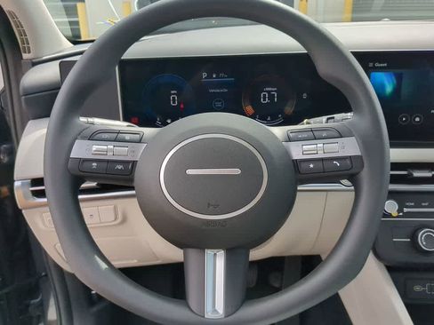 New 2026 Hyundai Tucson SE image 23