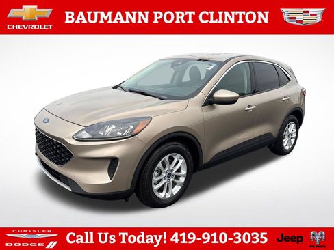 Used 2020 Ford Escape SE FWD image 1
