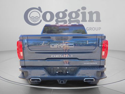 Certified 2023 GMC Sierra 1500 Denali Ultimate AWD/4WD image 4