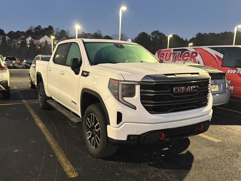 Used 2023 GMC Sierra 1500 AT4 w/ Technology Package image 3
