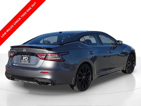 Used 2023 Nissan Maxima SR w/ Sport Mat Group image 5