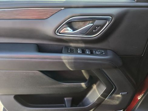 Used 2022 Chevrolet Tahoe Z71 image 24