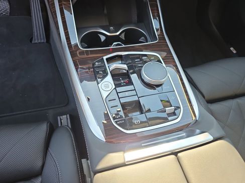 New 2026 BMW X7 xDrive40i image 17