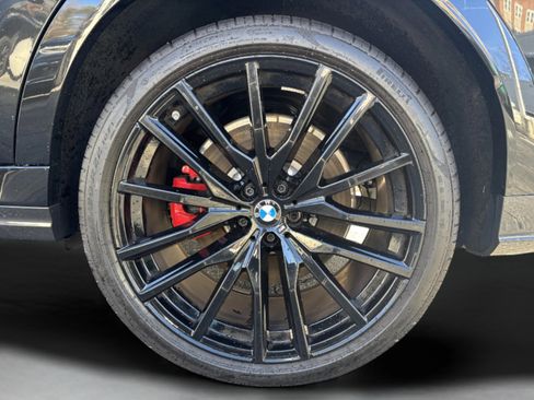 Used 2025 BMW X6 M60i image 7