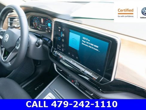 Certified 2024 Volkswagen Atlas SE image 41