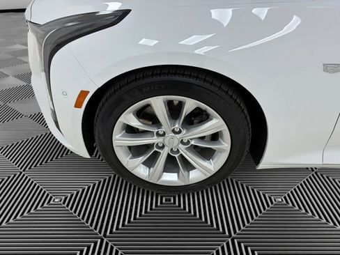 Used 2025 Cadillac CT5 Premium Luxury image 9