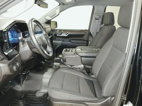 Used 2023 Chevrolet Silverado 1500 LT AWD/4WD image 9