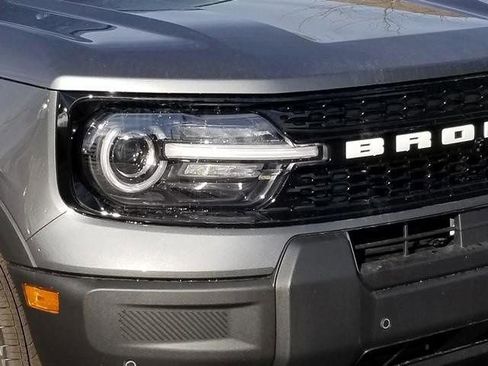 New 2025 Ford Bronco Sport Outer Banks w/ Outer Banks Tech Package+ image 8