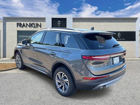 New 2026 Lincoln Corsair Premiere FWD image 5
