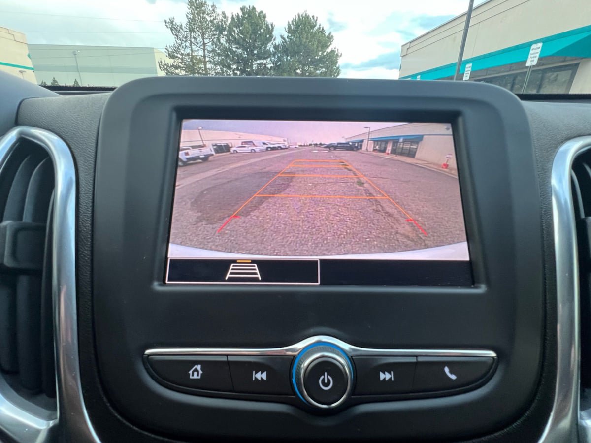 Used 2024 Chevrolet Equinox LS AWD/4WD image 25