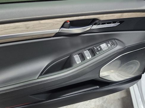 Used 2021 Genesis G90 3.3T Premium image 30