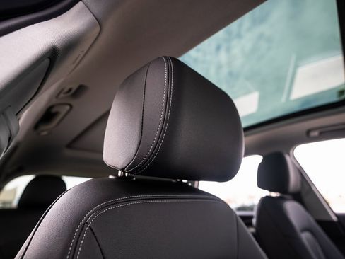 Used 2022 Audi Q5 2.0T Premium Plus w/ Premium Plus Package image 15