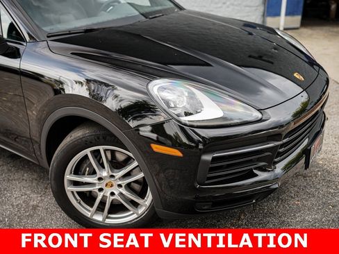 Used 2023 Porsche Cayenne Base w/ Premium Package image 8