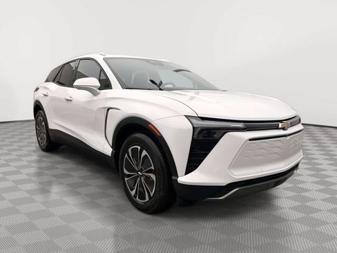 Used 2024 Chevrolet Blazer EV LT AWD/4WD image 8