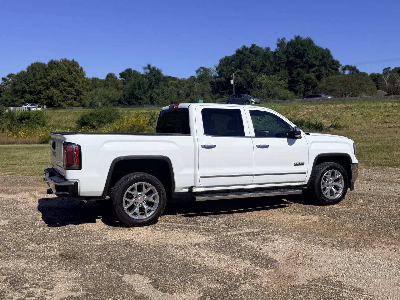 Used 2018 GMC Sierra 1500 SLT w/ Texas SLT Premium Package RWD image 5
