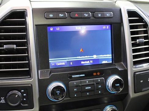 Used 2020 Ford F250 Platinum w/ FX4 Off-Road Package image 13