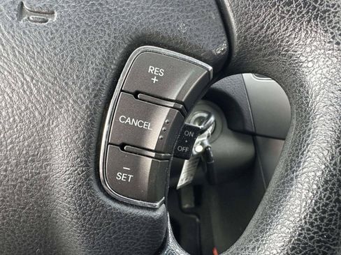 Used 2009 Hyundai Sonata GLS w/ Popular Equipment Pkg 2 FWD image 24