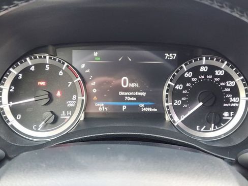 Used 2023 Toyota Highlander XSE FWD image 13