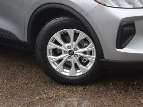 Used 2024 Ford Escape Active w/ Tech Pack #1 FWD image 28