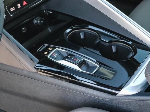 Certified 2025 Audi Q5 Premium AWD/4WD image 21