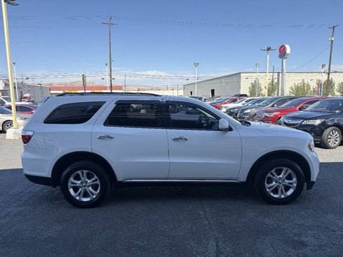 Used 2013 Dodge Durango Crew w/ Trailer Tow Group IV AWD/4WD image 2