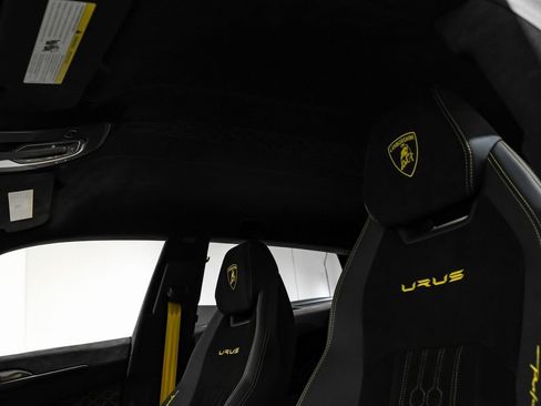 Used 2024 Lamborghini Urus Performante image 32