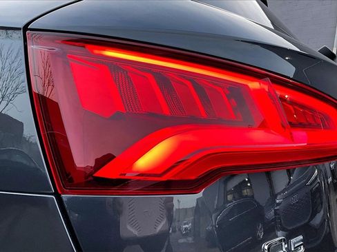 Used 2018 Audi Q5 2.0T Premium image 23