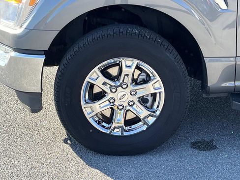 Used 2023 Ford F150 XLT w/ XTR Package image 12