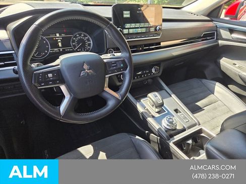Used 2024 Mitsubishi Outlander SE AWD/4WD image 6