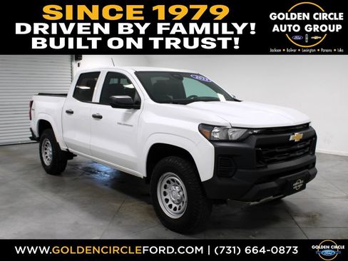 Used 2023 Chevrolet Colorado W/T w/ WT Convenience Package II AWD/4WD image 1