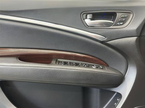 Used 2015 Acura MDX SH-AWD image 9