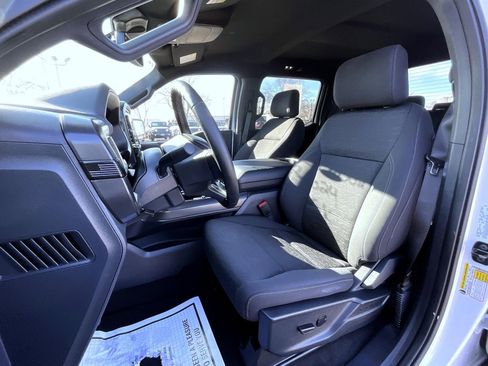 Used 2024 Ford F150 XLT w/ XLT Black Appearance Package image 11