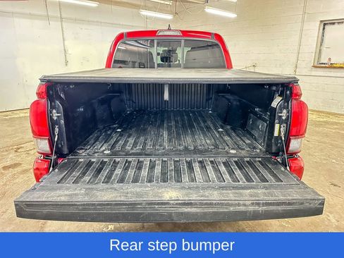Used 2020 Toyota Tacoma SR AWD/4WD image 8