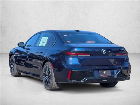 New 2026 BMW 740i image 8