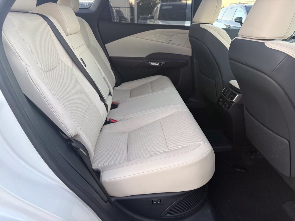 Used 2025 Lexus RX 450h AWD w/ Convenience Package image 25