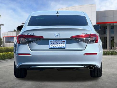 Used 2022 Honda Civic Sport image 5