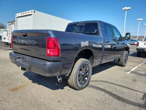 New 2026 RAM 2500 Big Horn AWD/4WD image 7