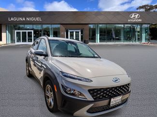 Used 2023 Hyundai Kona SEL w/ Convenience Package FWD video 1